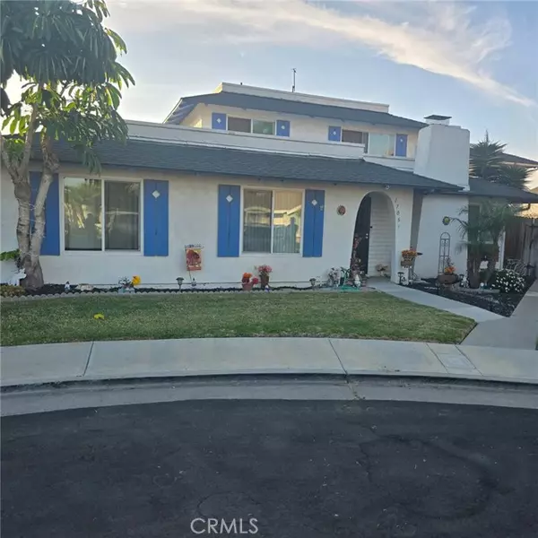 17061 Evergreen CIR D, Huntington Beach, CA 92647