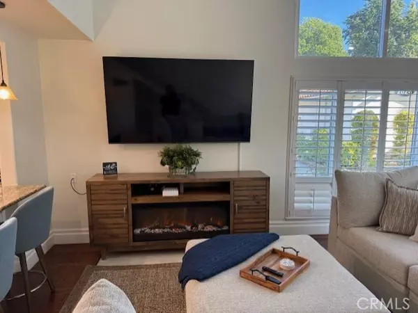 Laguna Woods, CA 92637,2022 Via Mariposa D