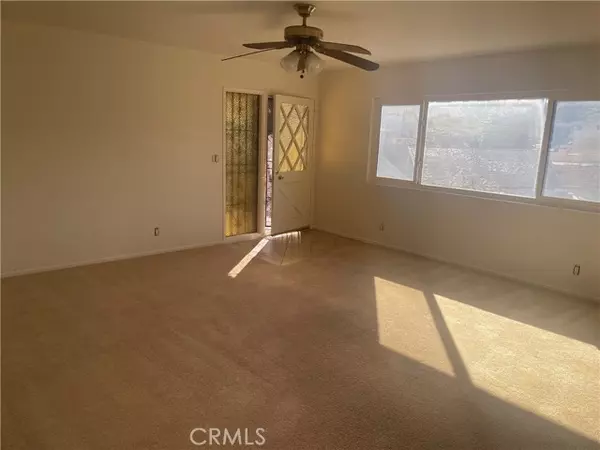 San Pedro, CA 90731,1028 W 8th ST 4