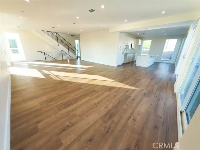 6628 Camellia AVE 6630, North Hollywood, CA 91606