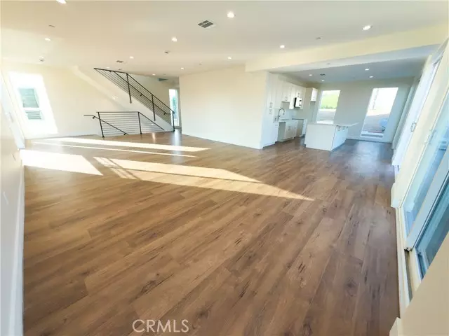 6628 Camellia AVE 6630, North Hollywood, CA 91606