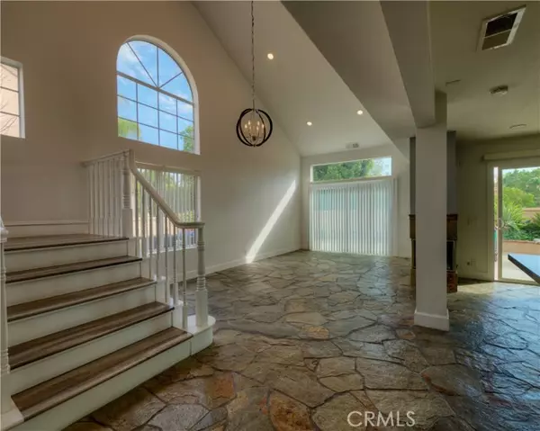 Aliso Viejo, CA 92656,71 Via Bacchus