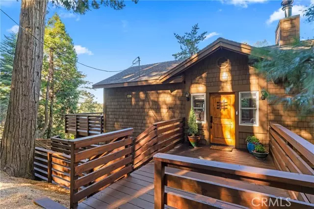 813 Greenbriar DR, Lake Arrowhead, CA 92385