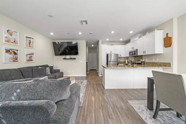 Murrieta, CA 92562,24145 Dolcetto AVE 602