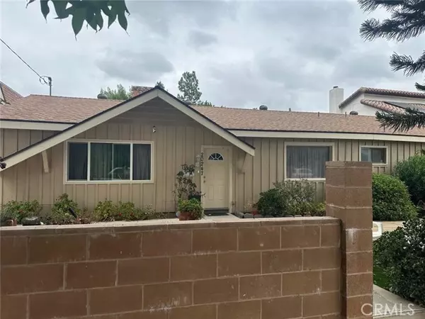 20247 Lanark, Winnetka, CA 91306