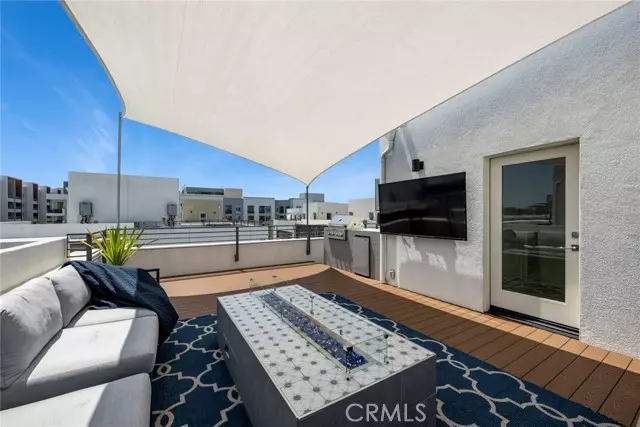 Anaheim, CA 92805,987 E Mason LN 130