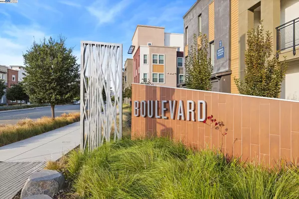 Dublin, CA 94568,5581 Dublin Blvd