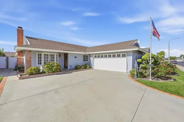 Huntington Beach, CA 92647,17821 Quintana LN