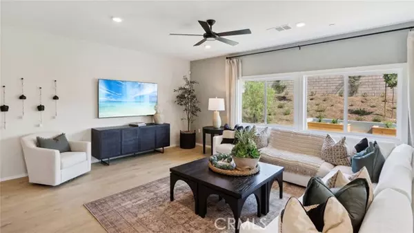 Winchester, CA 92596,28859 Camino Santiago