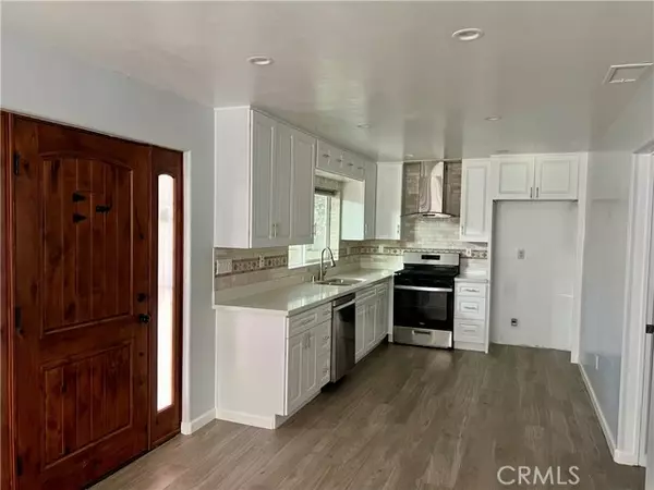 13745 Polk, Sylmar, CA 91342