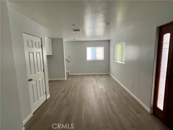 Sylmar, CA 91342,13745 Polk