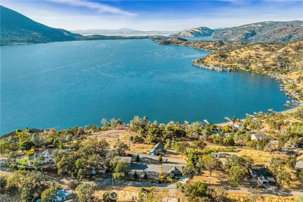 3011 Oak Crest DR, Clearlake, CA 95422