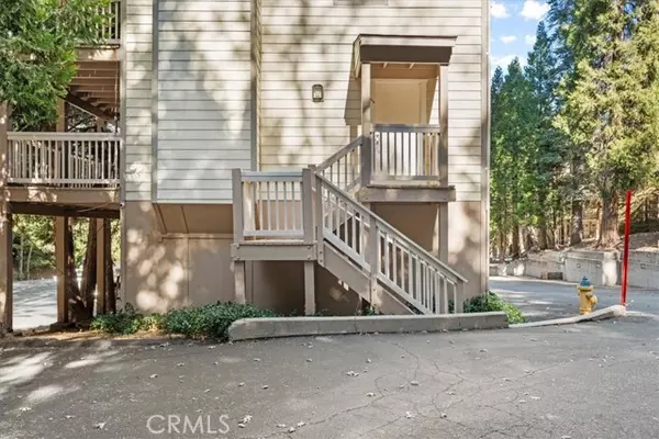 Lake Arrowhead, CA 92352,112 Rockledge