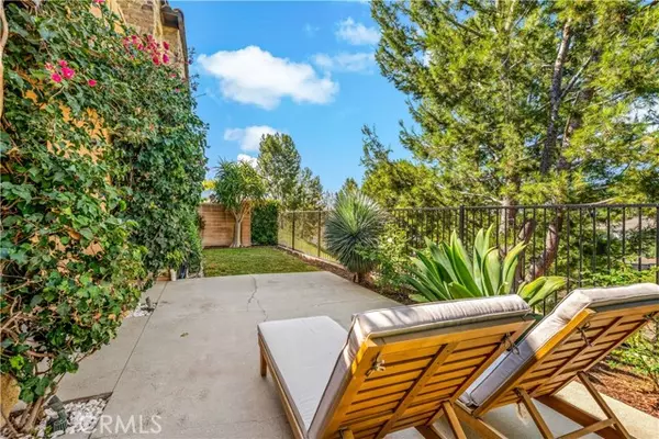 Ladera Ranch, CA 92694,6 Salvatore