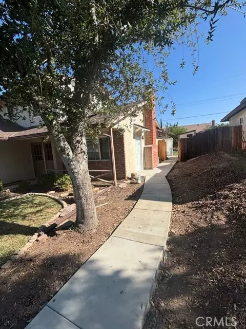 Corona, CA 92882,2447 Grove AVE