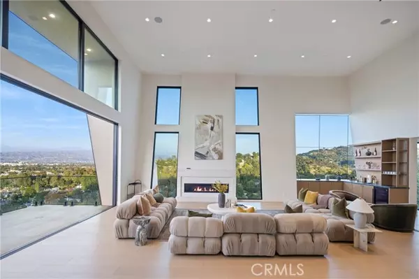 3596 Woodhill CYN, Studio City, CA 91604