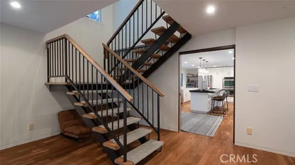 Brentwood, CA 90049,13501 Bayliss