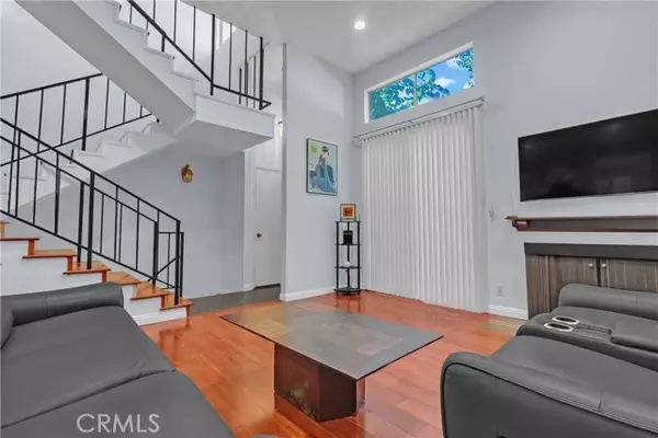 Valley Village, CA 91607,12334 Chandler C