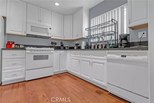 Valley Village, CA 91607,12334 Chandler C