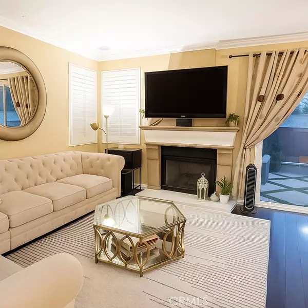 Van Nuys, CA 91406,16706 Tim