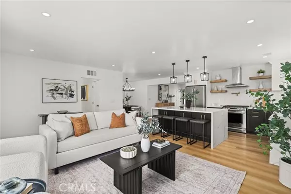 Long Beach, CA 90815,5757 E Oakbrook ST