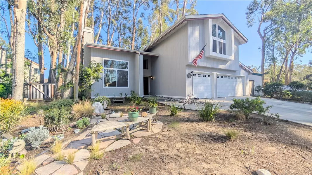 22052 Trailway LN, Lake Forest, CA 92630