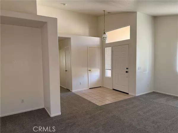 Adelanto, CA 92301,14777 Sandstone