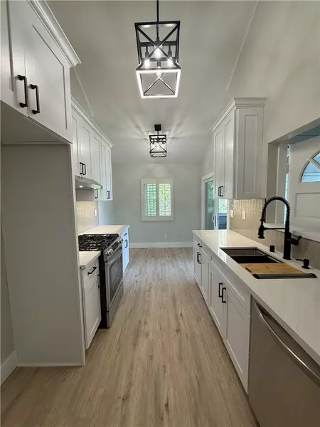 19311 Sunray 426, Huntington Beach, CA 92648