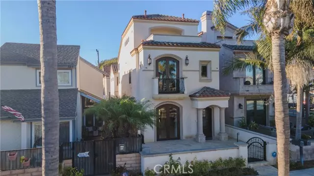 Huntington Beach, CA 92648,525 15th