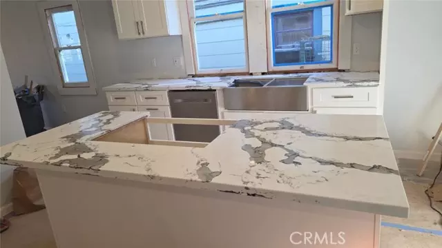 3520 Harrison ST, Oakland, CA 94611