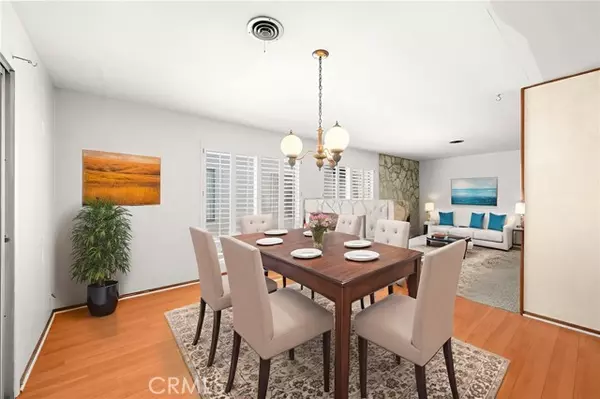 Santa Ana, CA 92704,2040 W Glenwood