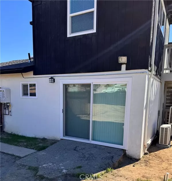 26814 Mansfield ST B, Highland, CA 92346