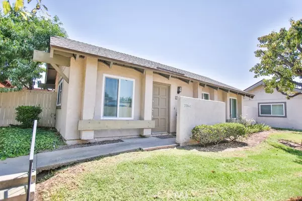 Laguna Hills, CA 92653,22861 Caminito Manresa 19