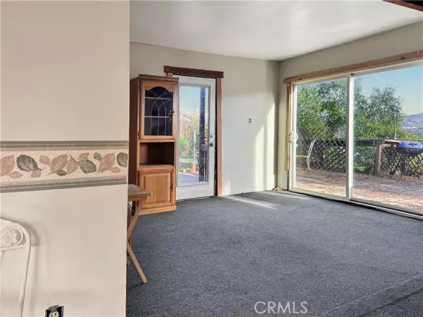 Clearlake Oaks, CA 95423,11613 Lakeview