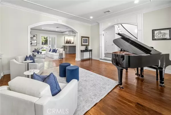 Calabasas, CA 91302,25527 Hamilton CT