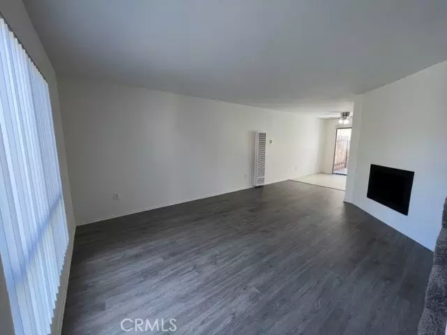 2111 California C, Huntington Beach, CA 92648