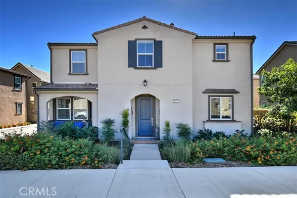 2130 Harvest LOOP, Santa Paula, CA 93060