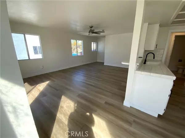 San Pedro, CA 90731,736 W Santa Cruz 2
