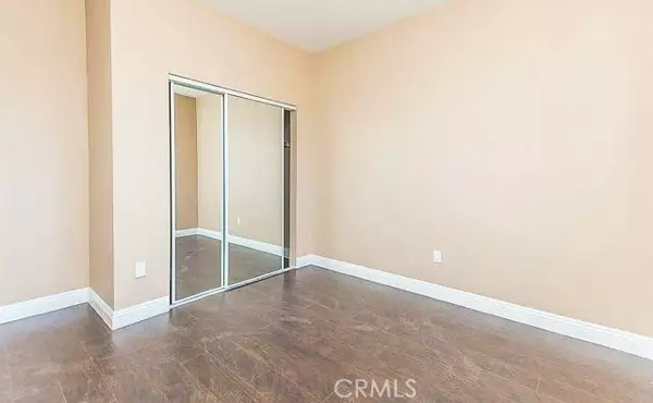 Los Angeles, CA 90003,229 E 84th ST 229