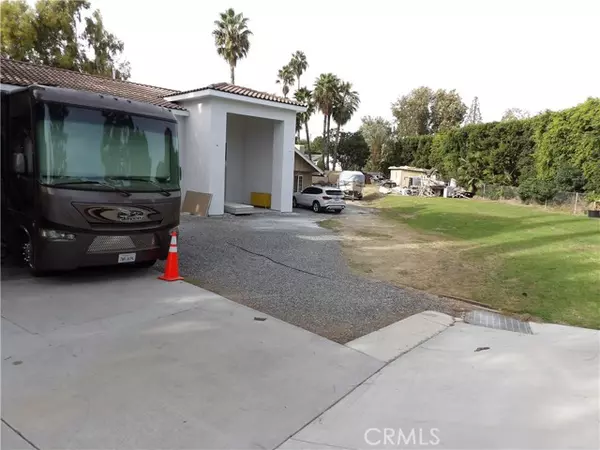 Yorba Linda, CA 92886,5596 Mountain View AVE