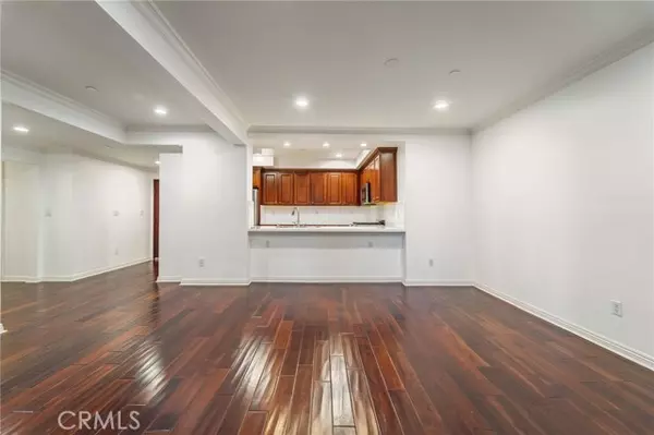 Sherman Oaks, CA 91403,4533 Vista Del Monte 102