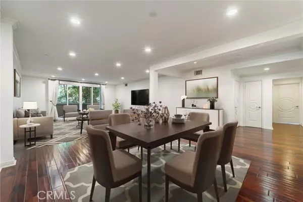 Sherman Oaks, CA 91403,4533 Vista Del Monte 102