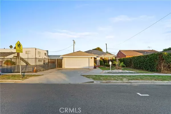 Lynwood, CA 90262,12318 Halo