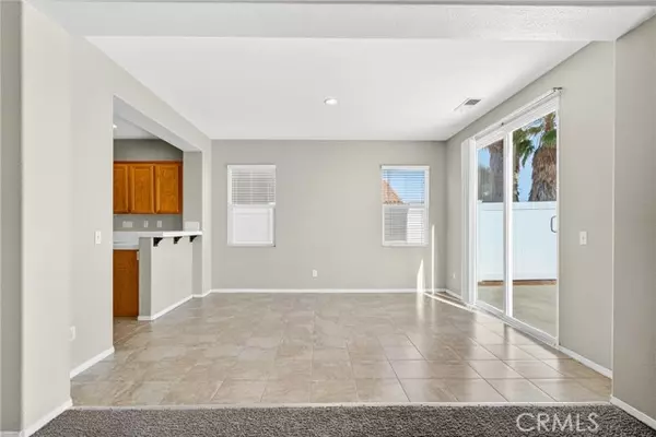 Perris, CA 92571,3649 Freesia