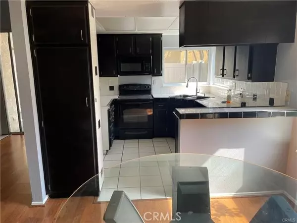 Ontario, CA 91761,331 E Cottonwood