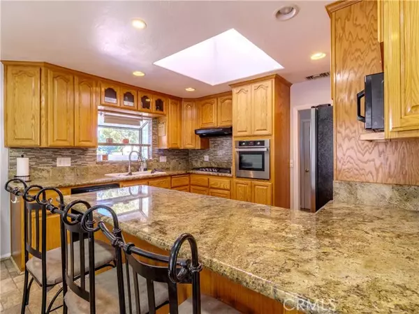 Orange, CA 92867,2033 N Diamond