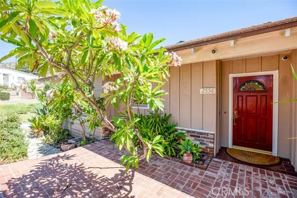 Burbank, CA 91504,2556 Purvis DR