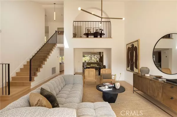 Costa Mesa, CA 92626,872 Liard