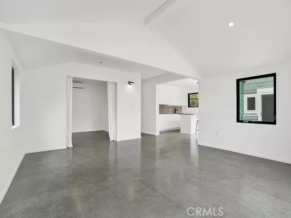 Laguna Beach, CA 92651,31641 3rd AVE B