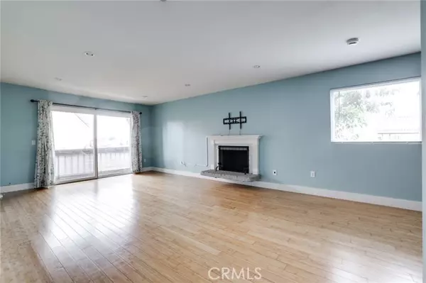 6600 Warner AVE 130, Huntington Beach, CA 92647